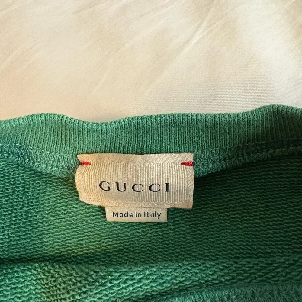 Gucci Green Sweatshirt with Gold Logo - Picture 2 of 3
